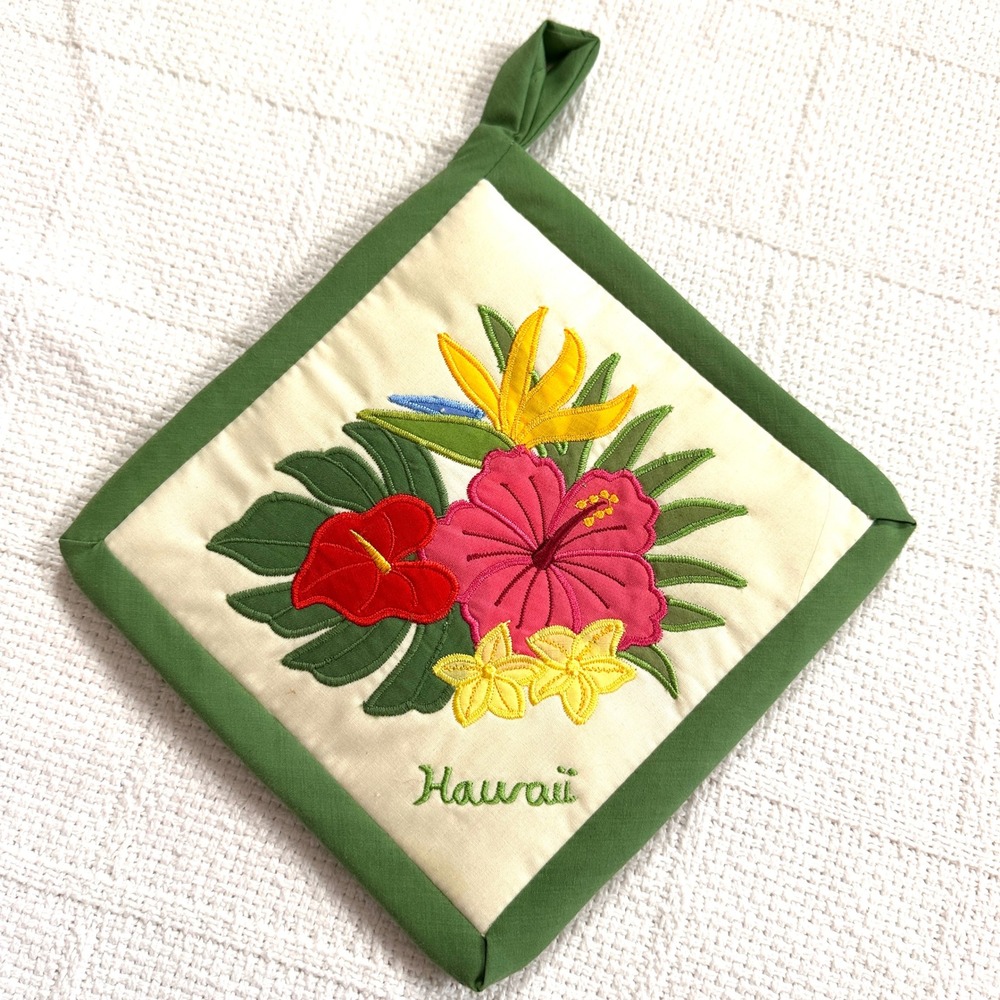 VTG Regency Creations Hawaii Embroidered Pot Holder Hot Pad Hibiscus Floral